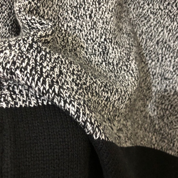 NWT Tahari Chunky Knit Cardigan Hooded M - Picture 8 of 11